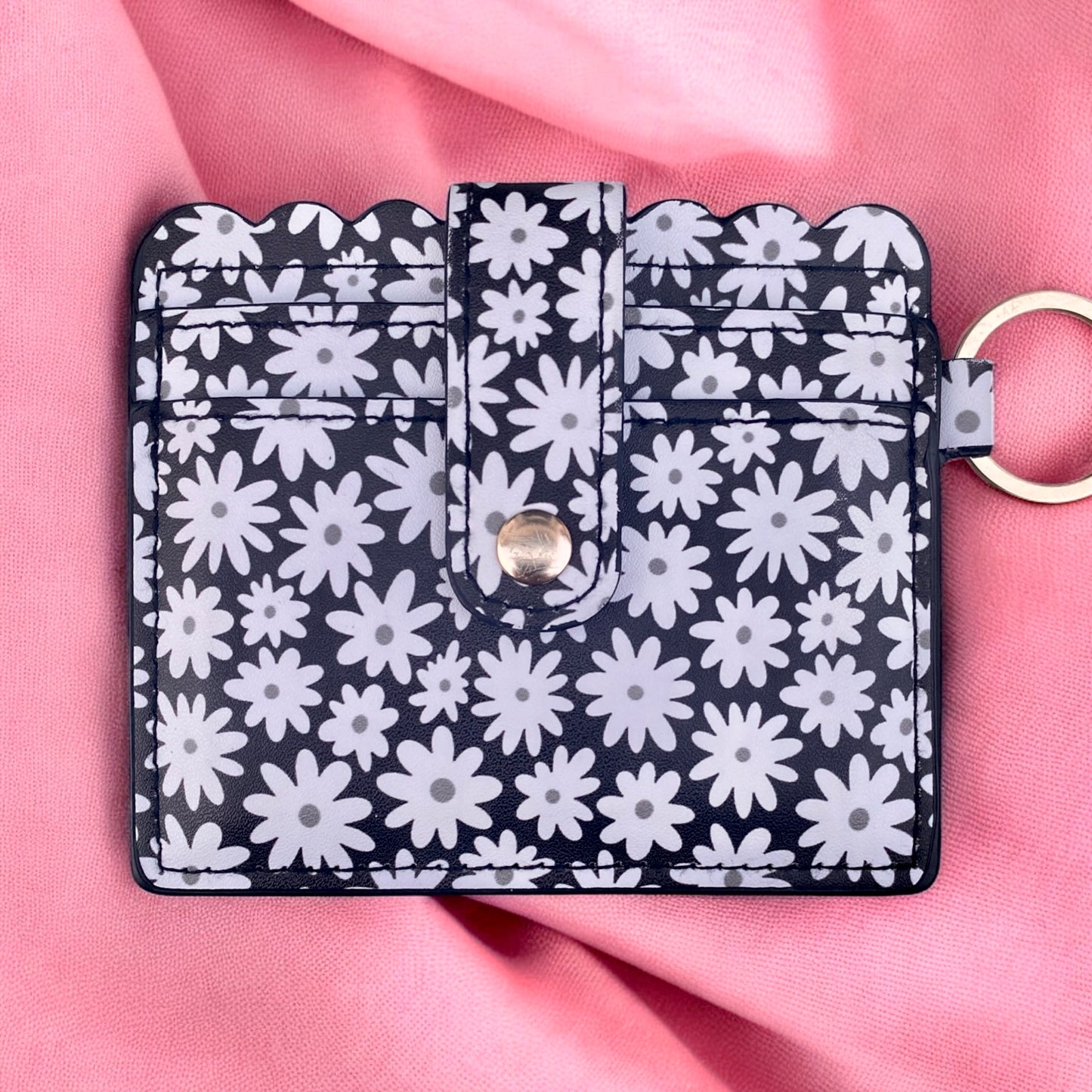 Daisy Daze Wallet Keychain
